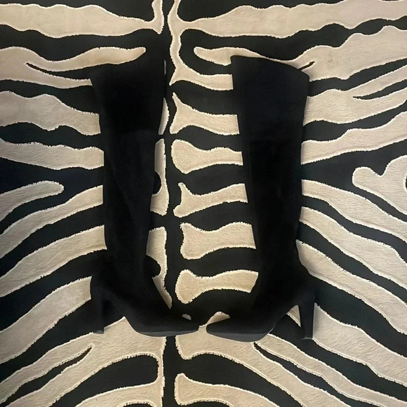 Thigh High Boots - Picture 1 of 3
